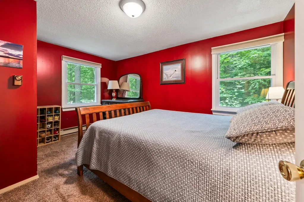 453 Old Mill Road Conway NH 03813