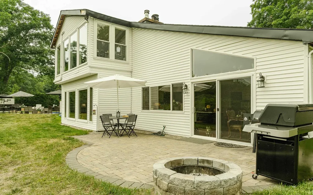 219 Hillcrest Terrace Brattleboro VT 05301