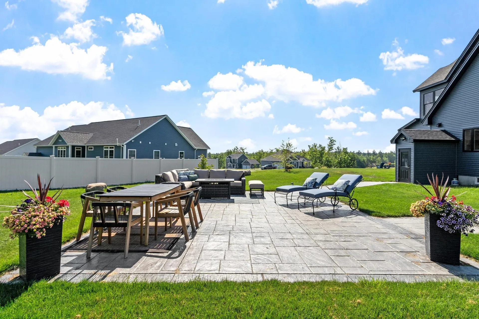 467 Blane Circle Pembroke NH 03275