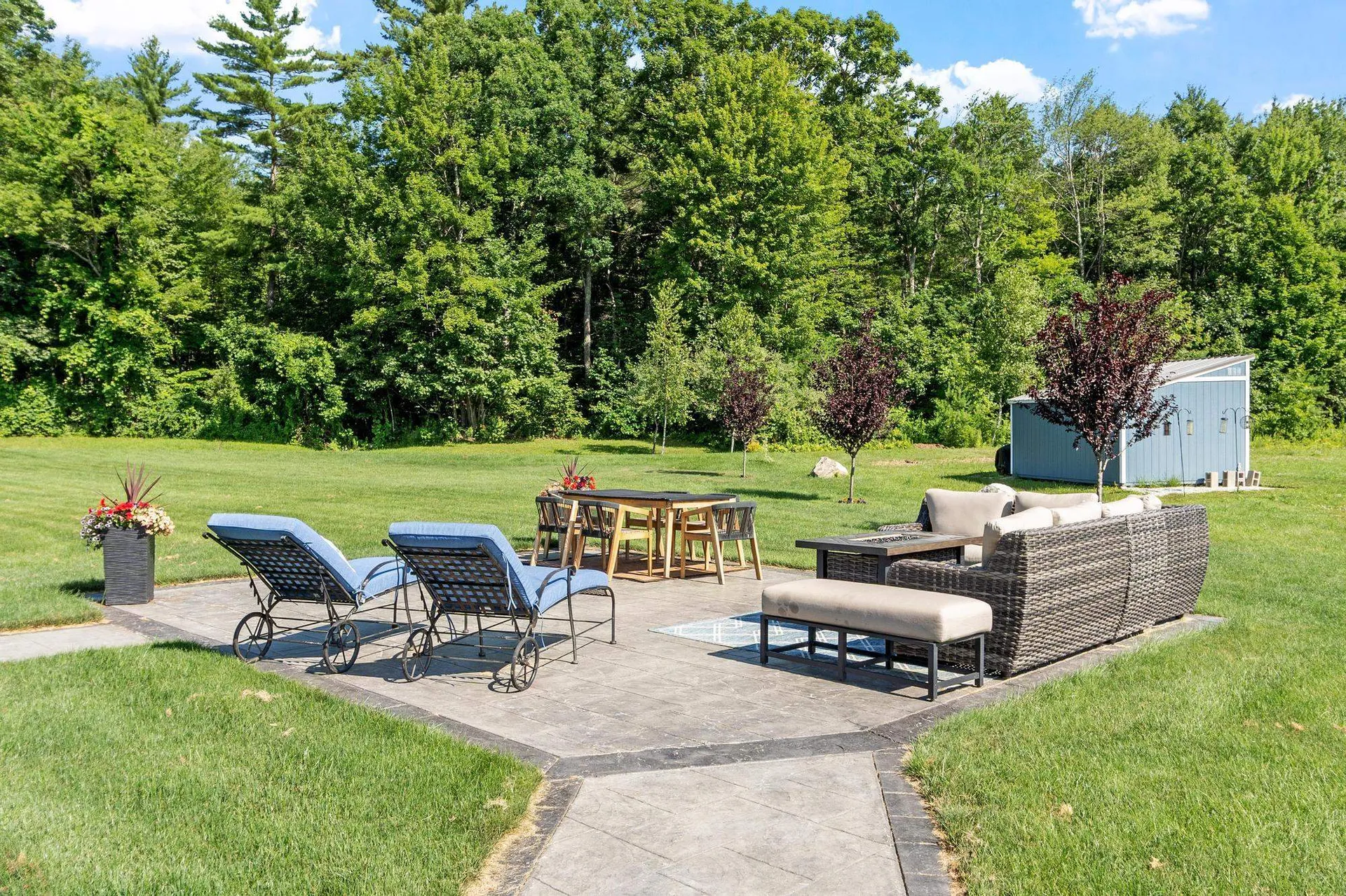 467 Blane Circle Pembroke NH 03275