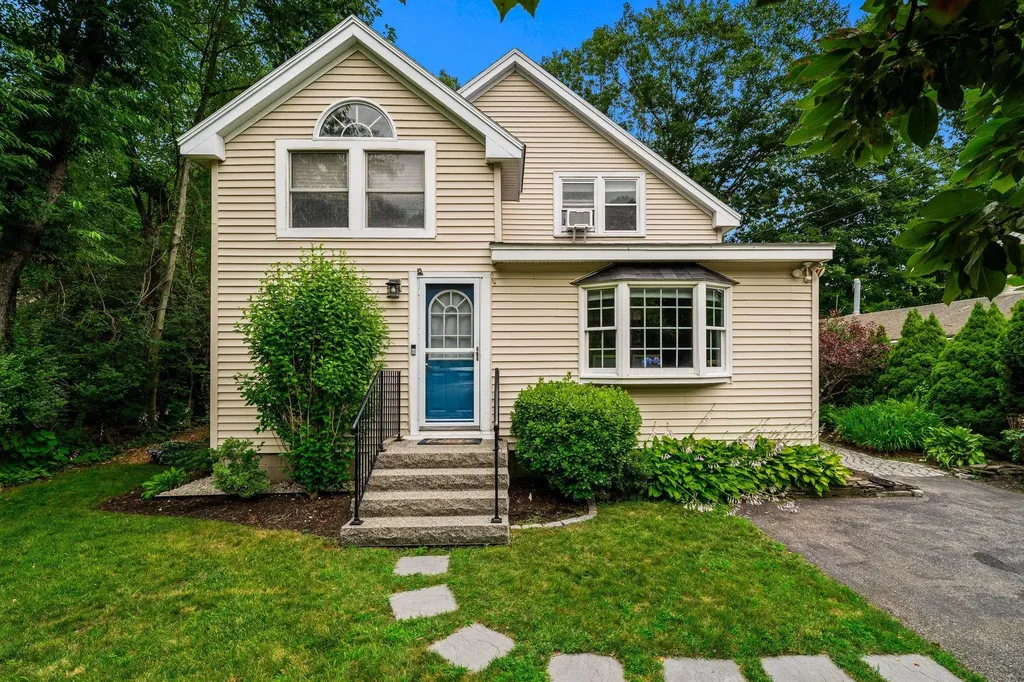 11 Pine Street Rye NH 03870