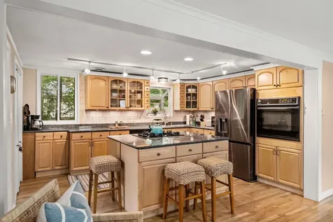 11 Pine Street Rye NH 03870