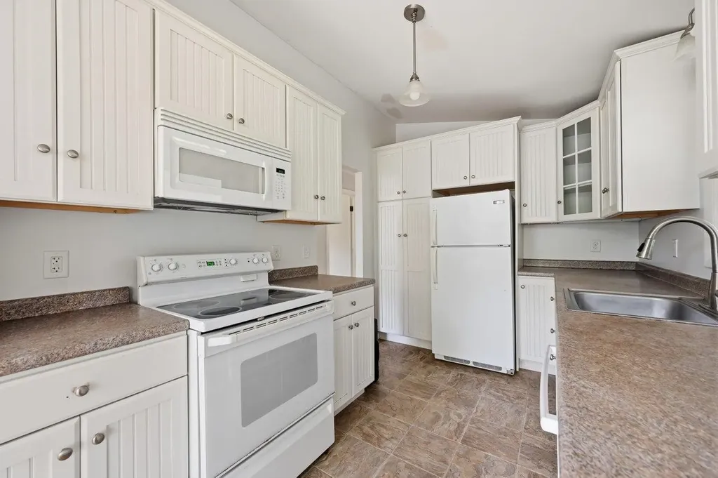 7 Pendexter Road Durham NH 03824