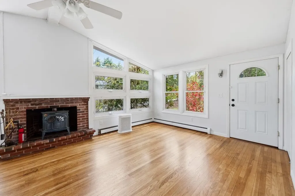 7 Pendexter Road Durham NH 03824