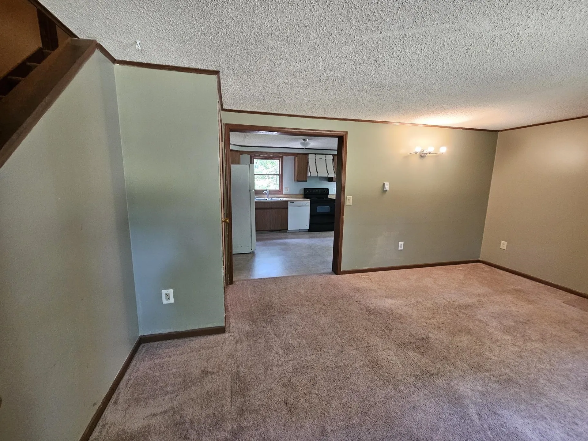 94 Wason Road Hudson NH 03051