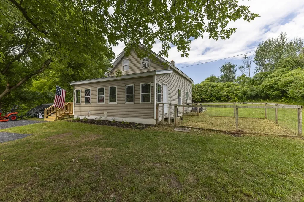 4840 Us Route 2 Alburgh VT 05440