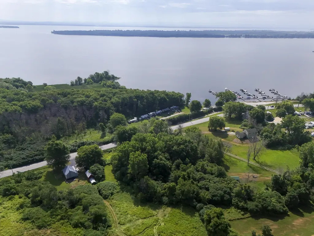 4840 Us Route 2 Alburgh VT 05440