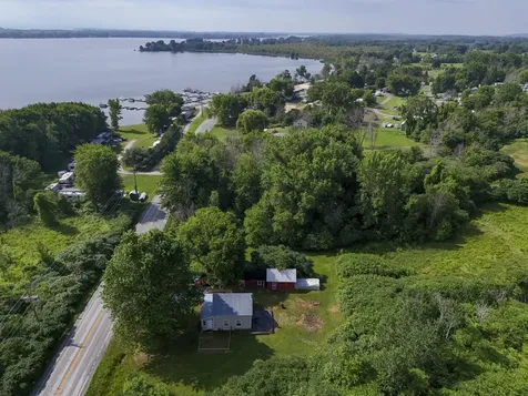 4840 Us Route 2 Alburgh VT 05440