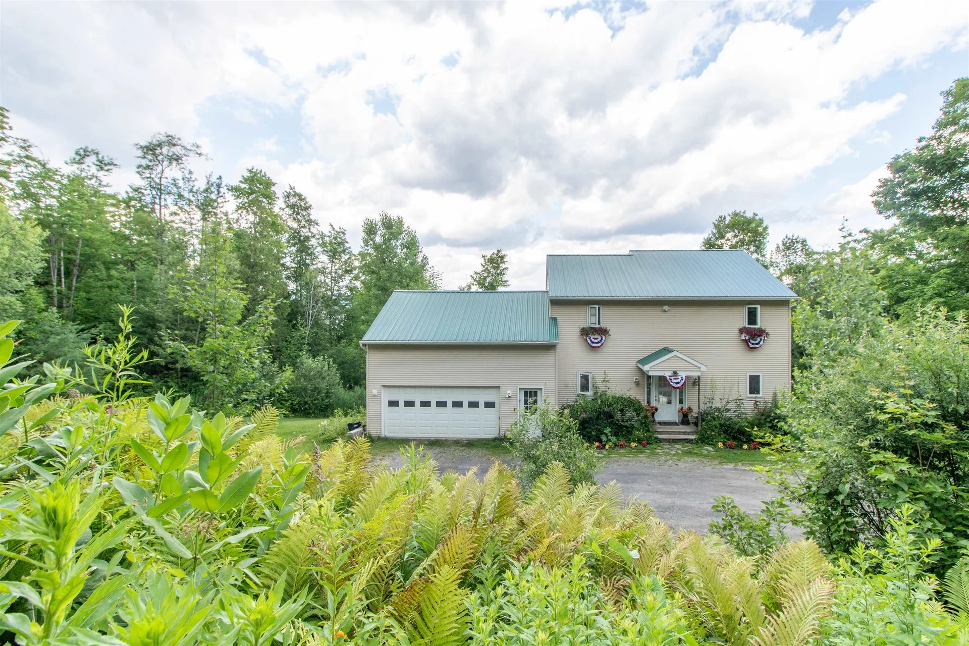 2459 Vt Route 105 Derby VT 05829