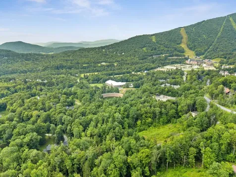 178 Colony Road Warren VT 05674