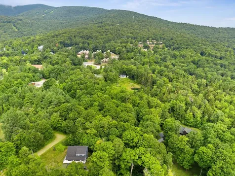 178 Colony Road Warren VT 05674