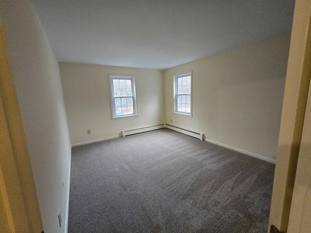 169 Little Mill Road Sandown NH 03873