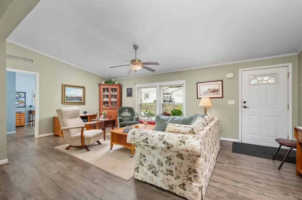 618 Benton Drive Laconia NH 03246