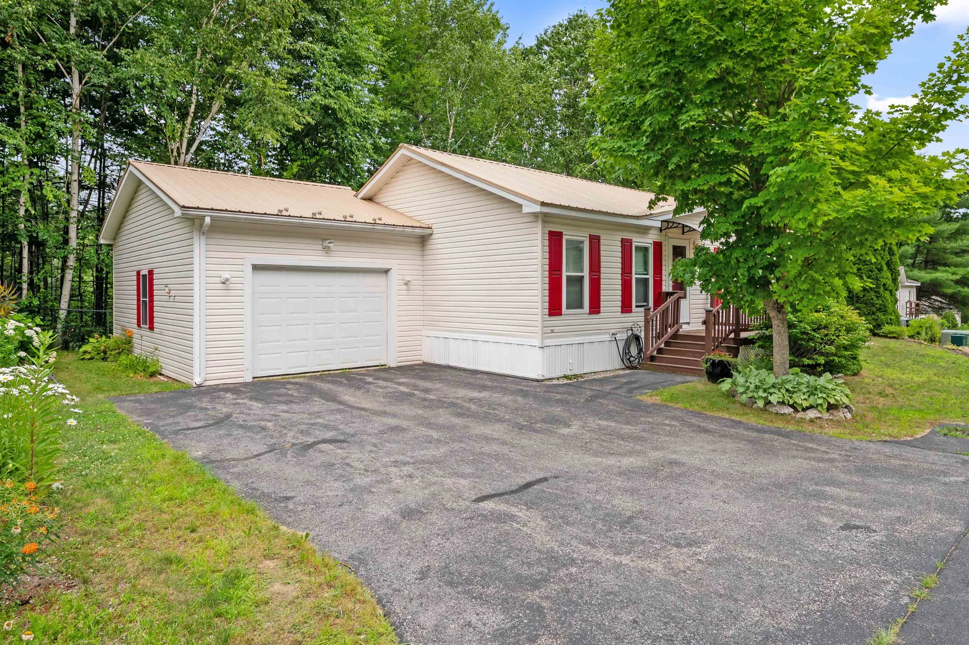 618 Benton Drive Laconia NH 03246