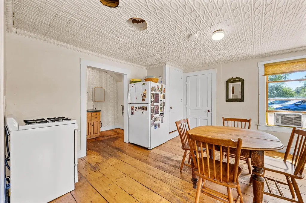 1706 Vt Route 215 South Cabot VT 05647