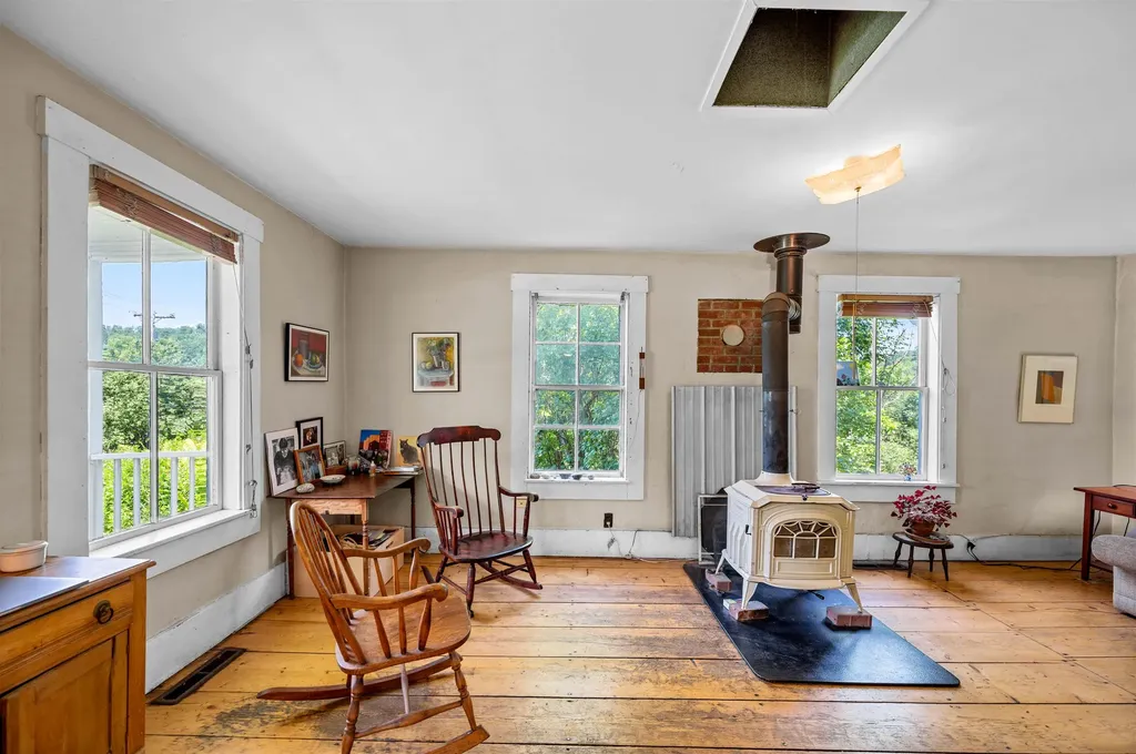 1706 Vt Route 215 South Cabot VT 05647