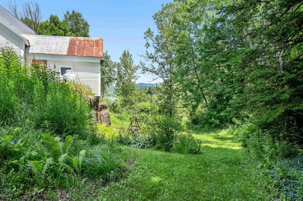 1706 Vt Route 215 South Cabot VT 05647