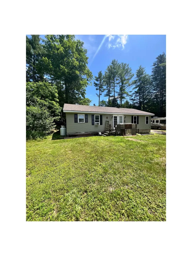 79 West Lake Road Fitzwilliam NH 03447