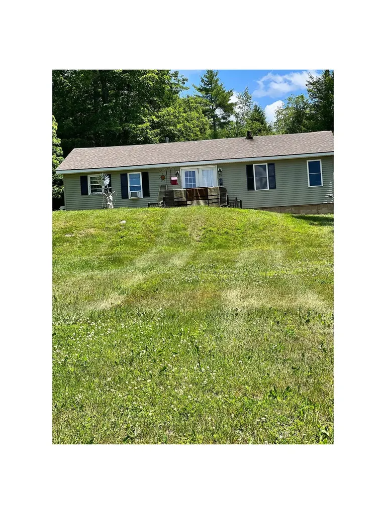79 West Lake Road Fitzwilliam NH 03447