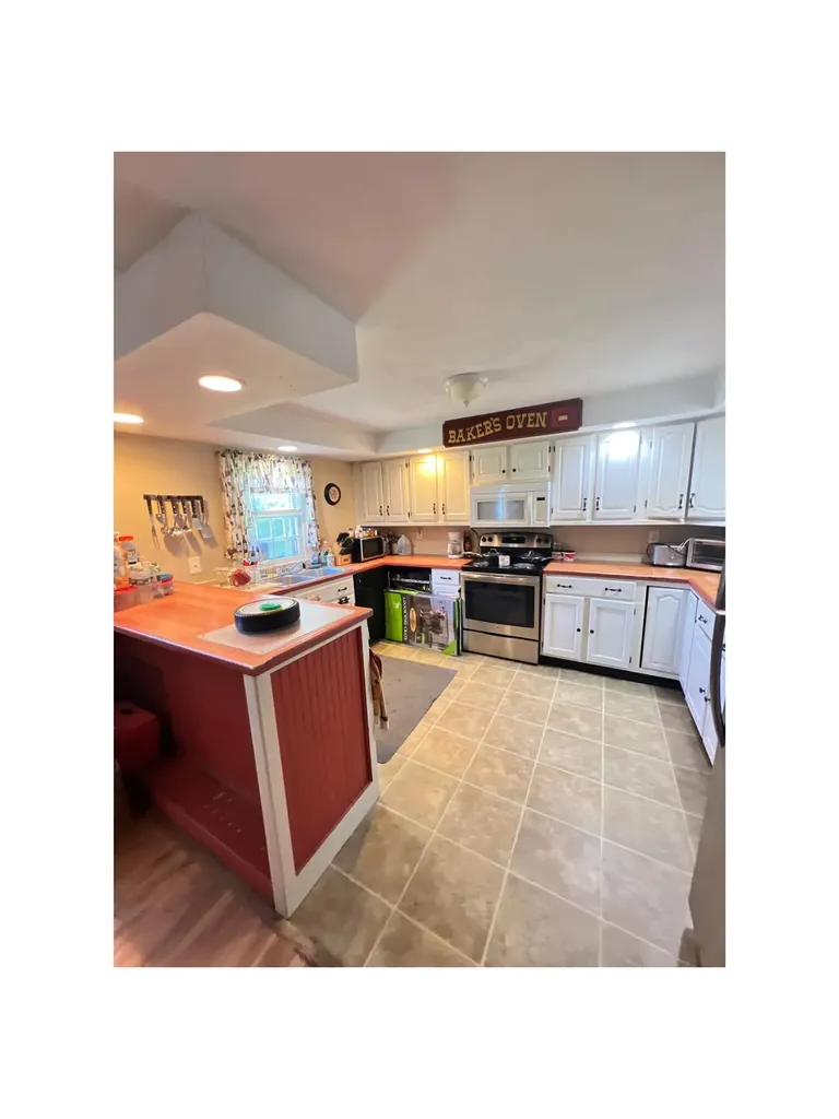 79 West Lake Road Fitzwilliam NH 03447