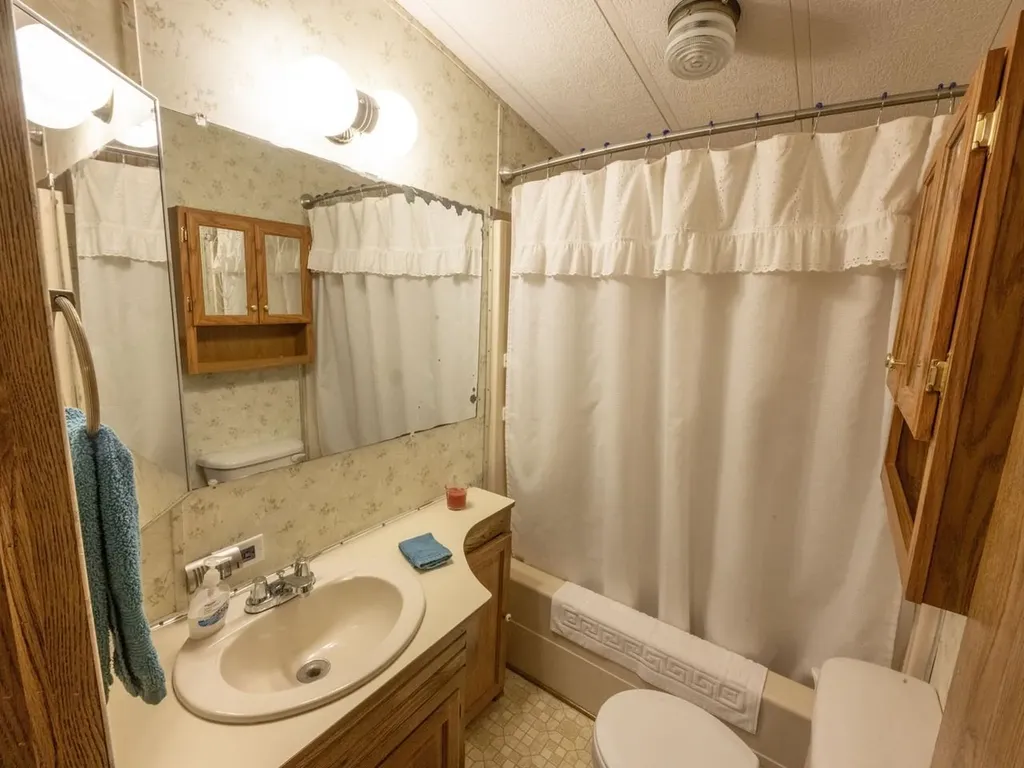 33 Island Circle South Hero VT 05486