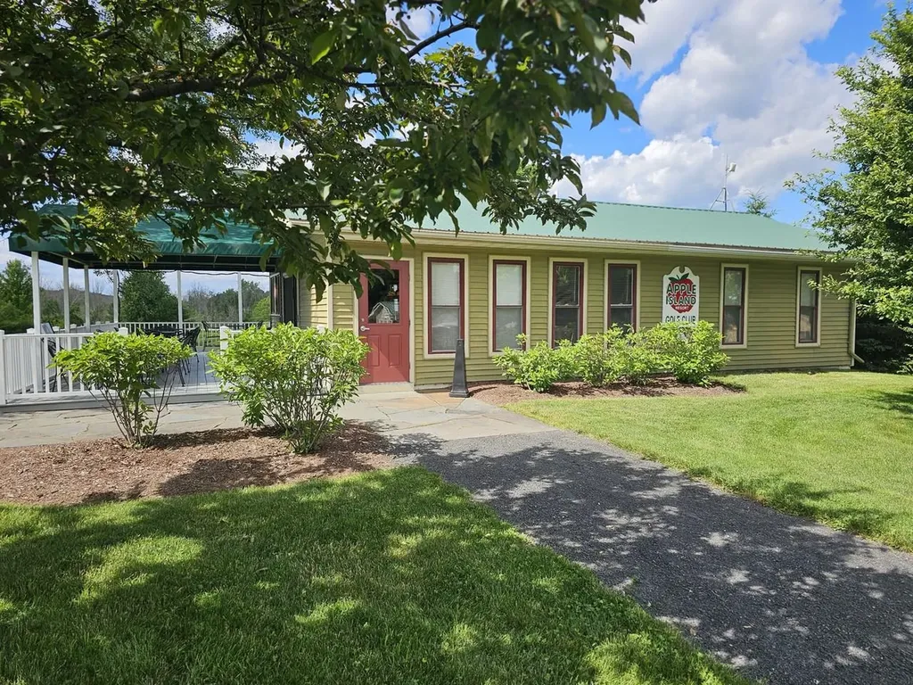 33 Island Circle South Hero VT 05486