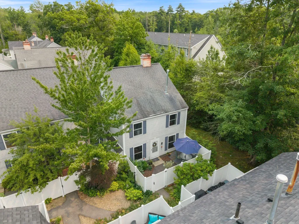 9 Hemlock Forest Drive Dover NH 03820