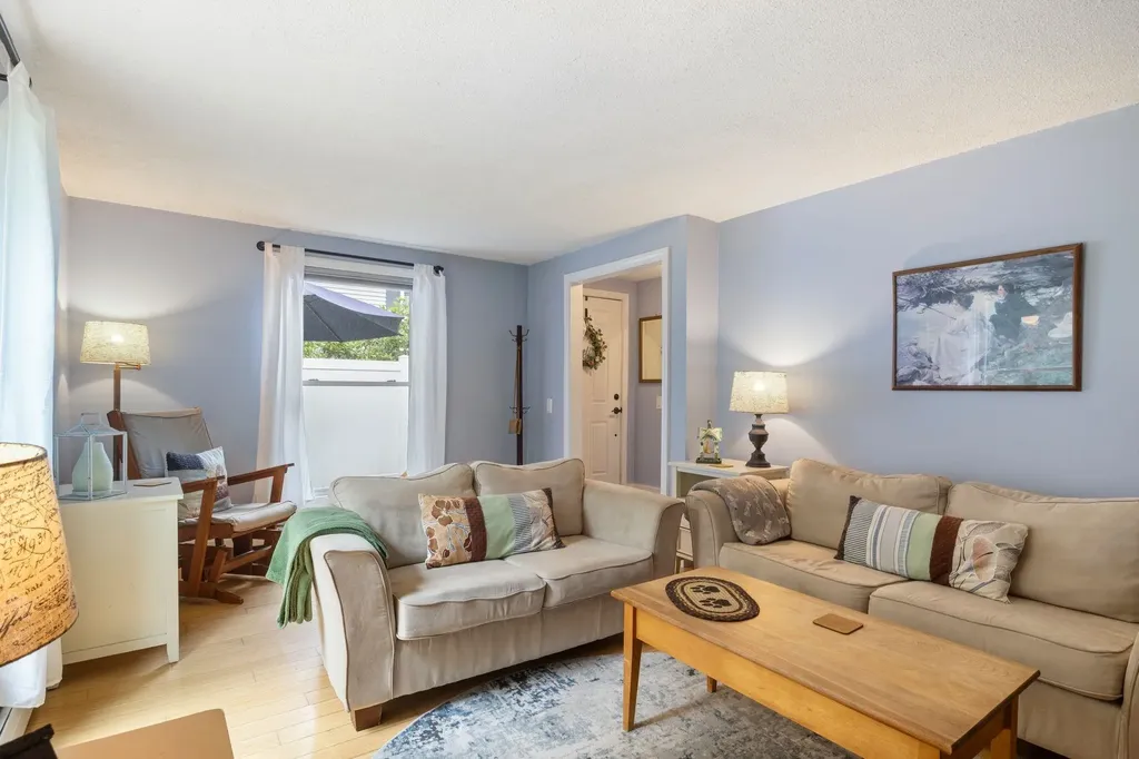 9 Hemlock Forest Drive Dover NH 03820