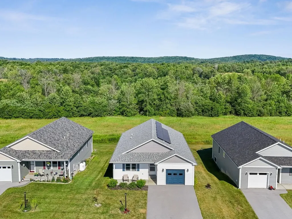 126 Dunneaway Drive Georgia VT 05478