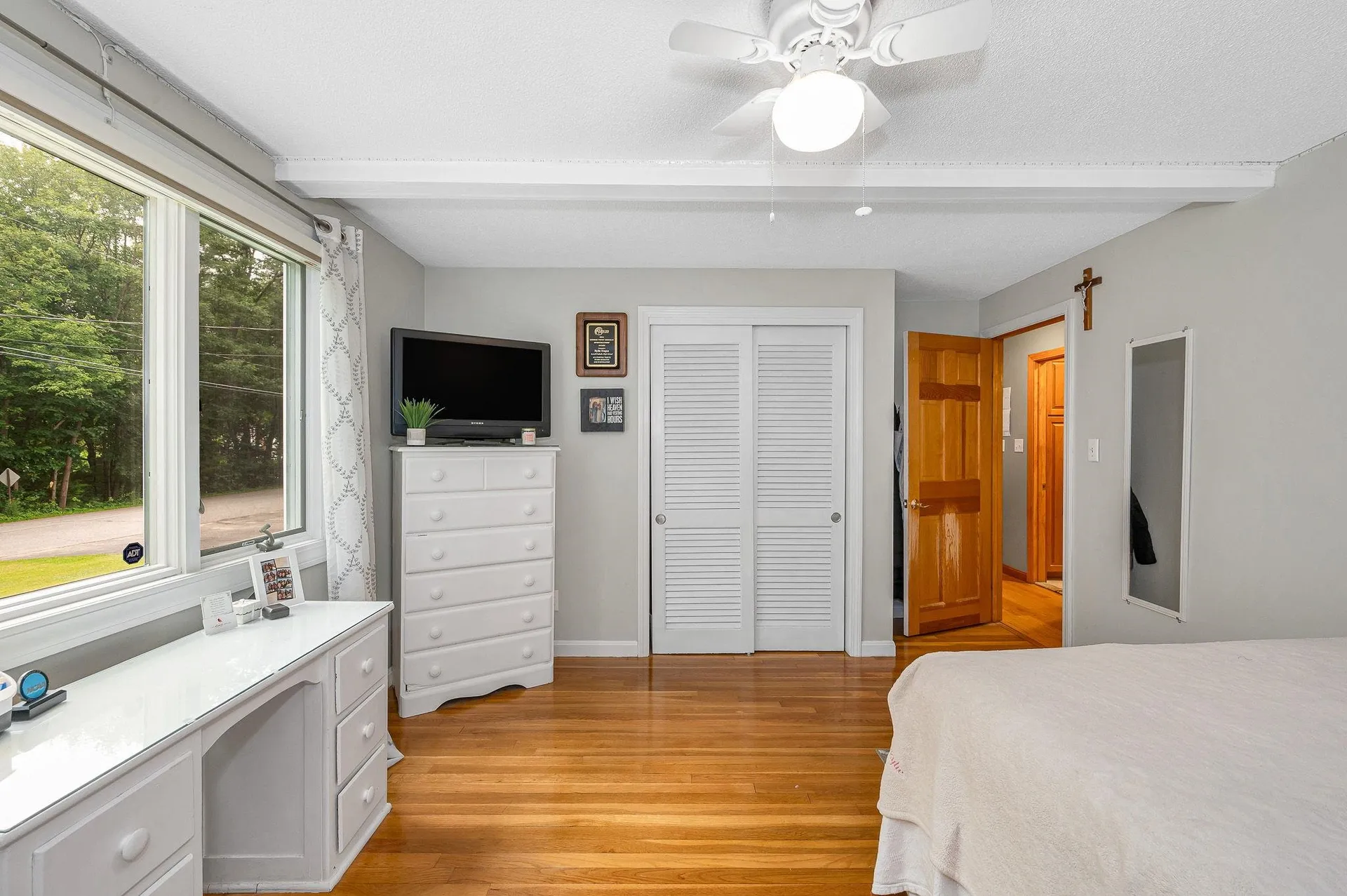31 Leonard Drive Pelham NH 03076