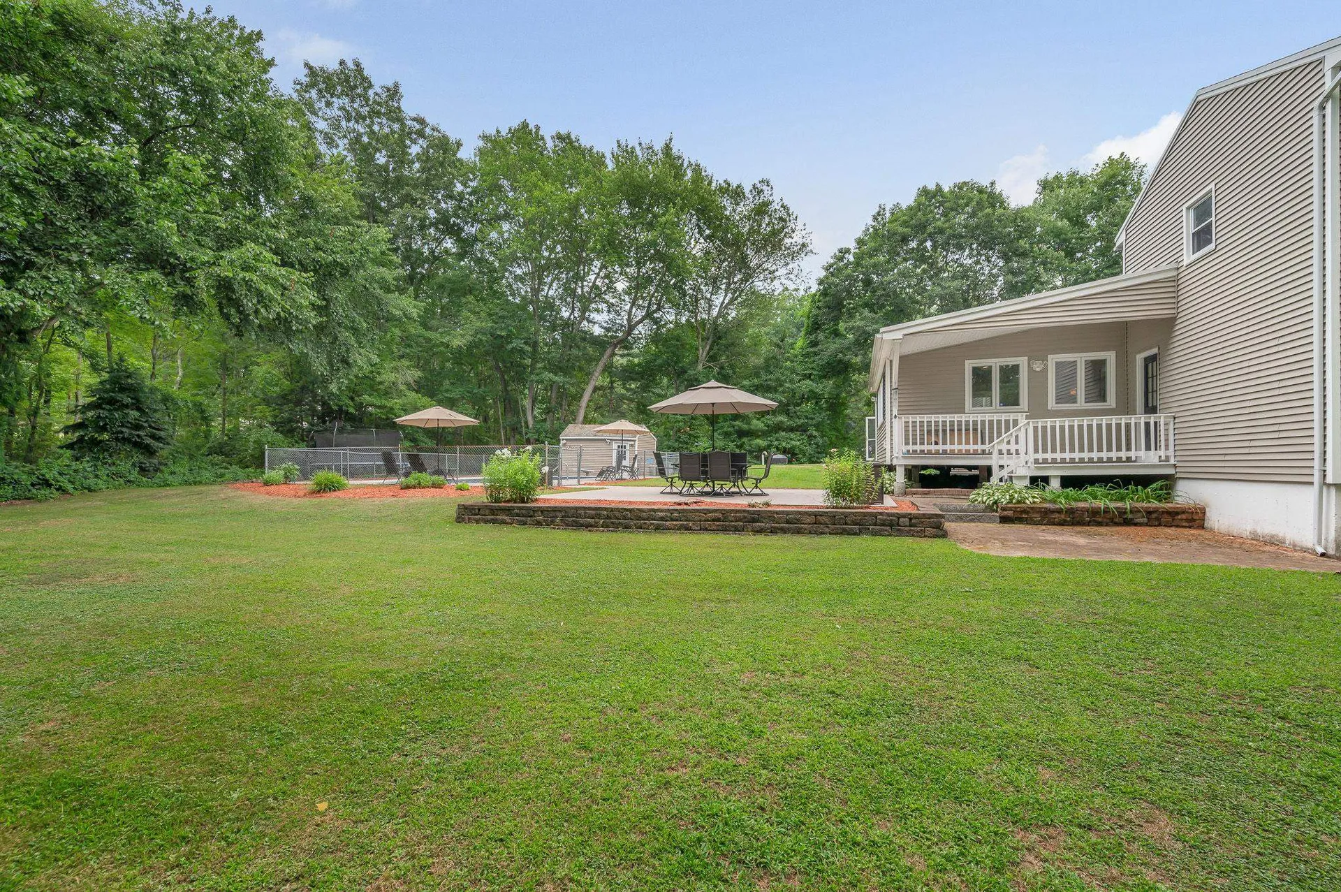 31 Leonard Drive Pelham NH 03076
