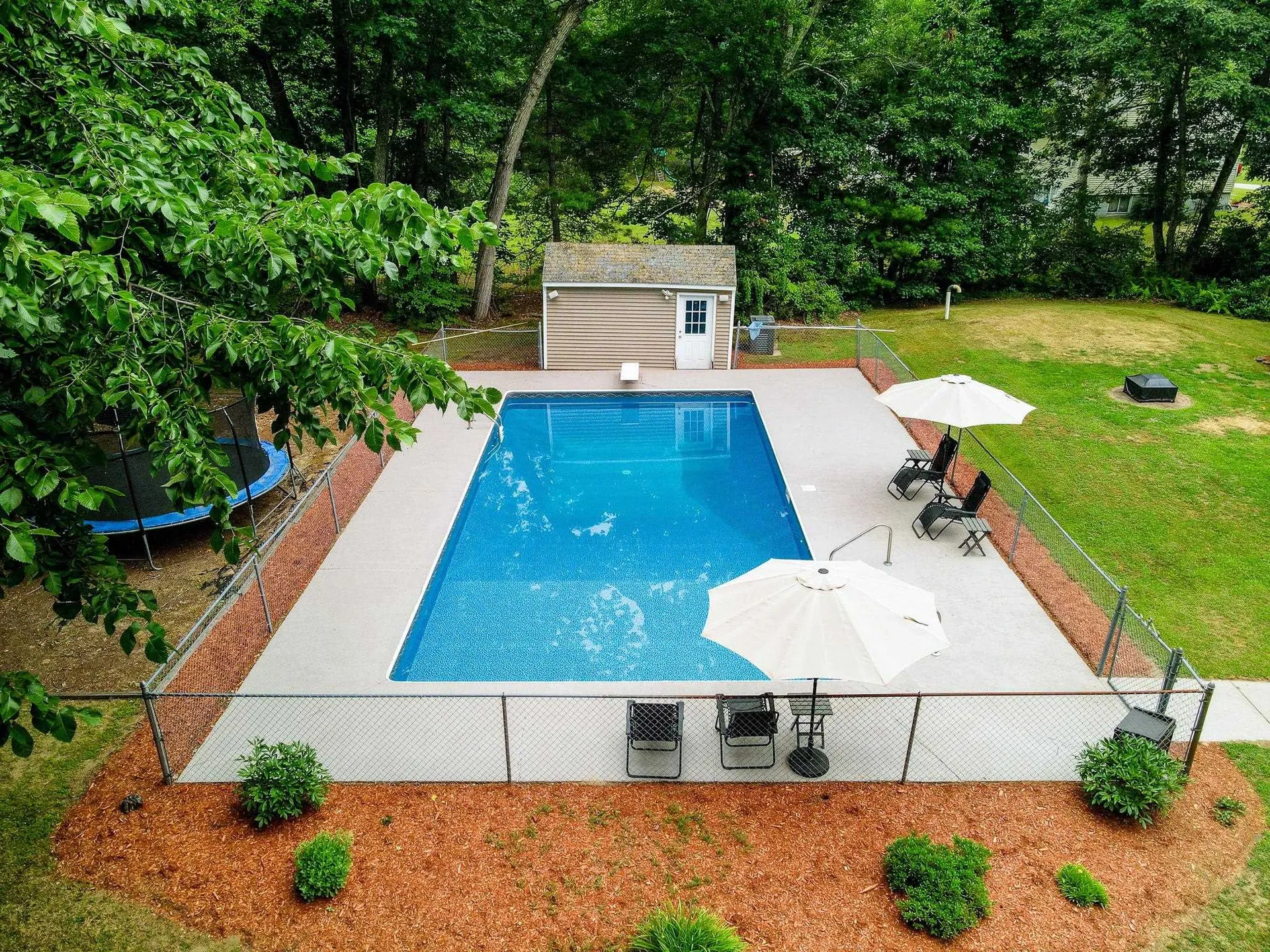 31 Leonard Drive Pelham NH 03076