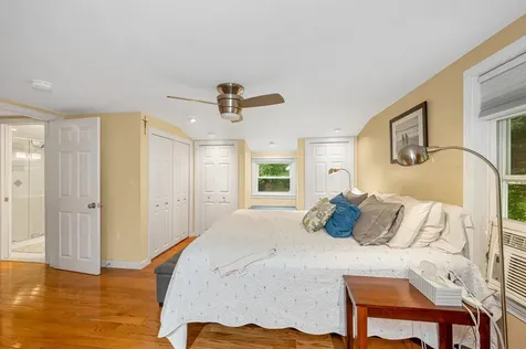 31 Leonard Drive Pelham NH 03076