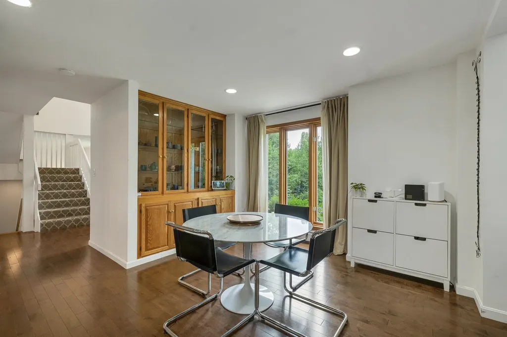 8 West Gate Drive Bow NH 03304
