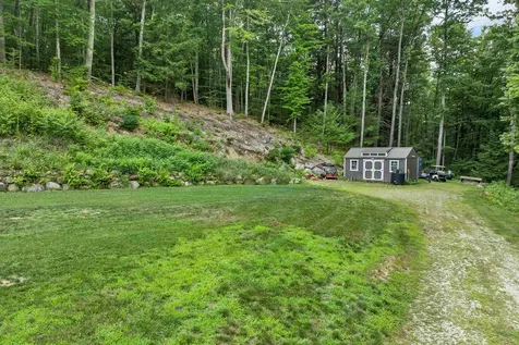 8 West Gate Drive Bow NH 03304