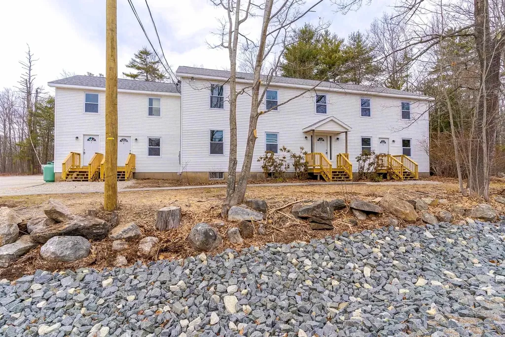 60 Charles Street Farmington NH 03835