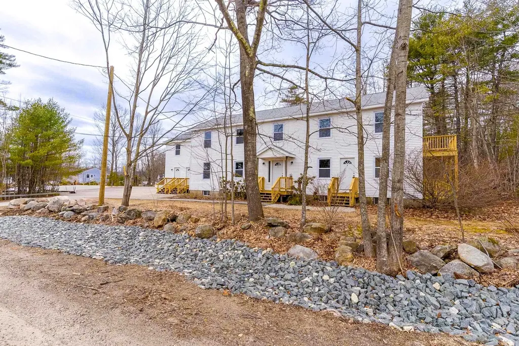 60 Charles Street Farmington NH 03835