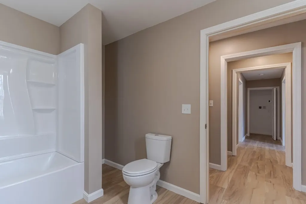 60 Charles Street Farmington NH 03835