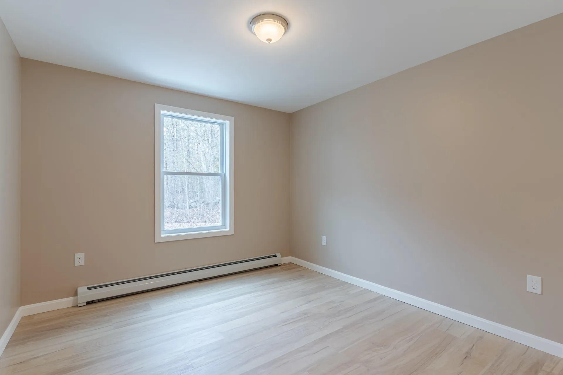 60 Charles Street Farmington NH 03835