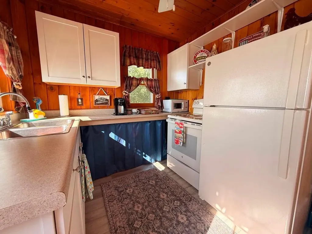 425 Bingham Shore Road St. Albans Town VT 05478