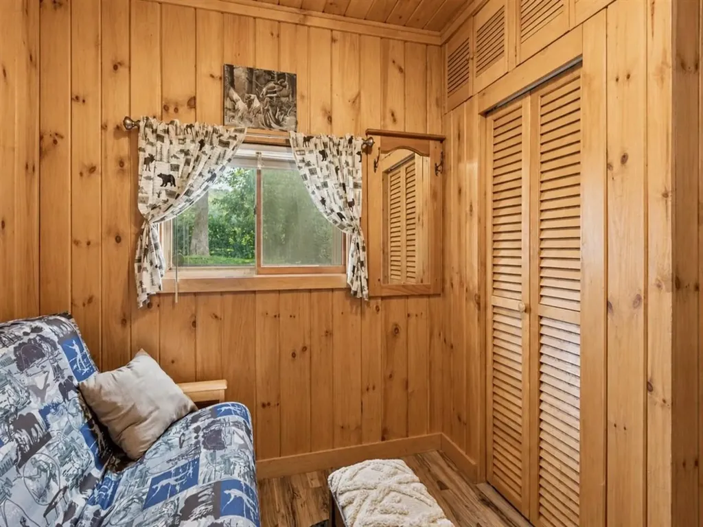 425 Bingham Shore Road St. Albans Town VT 05478