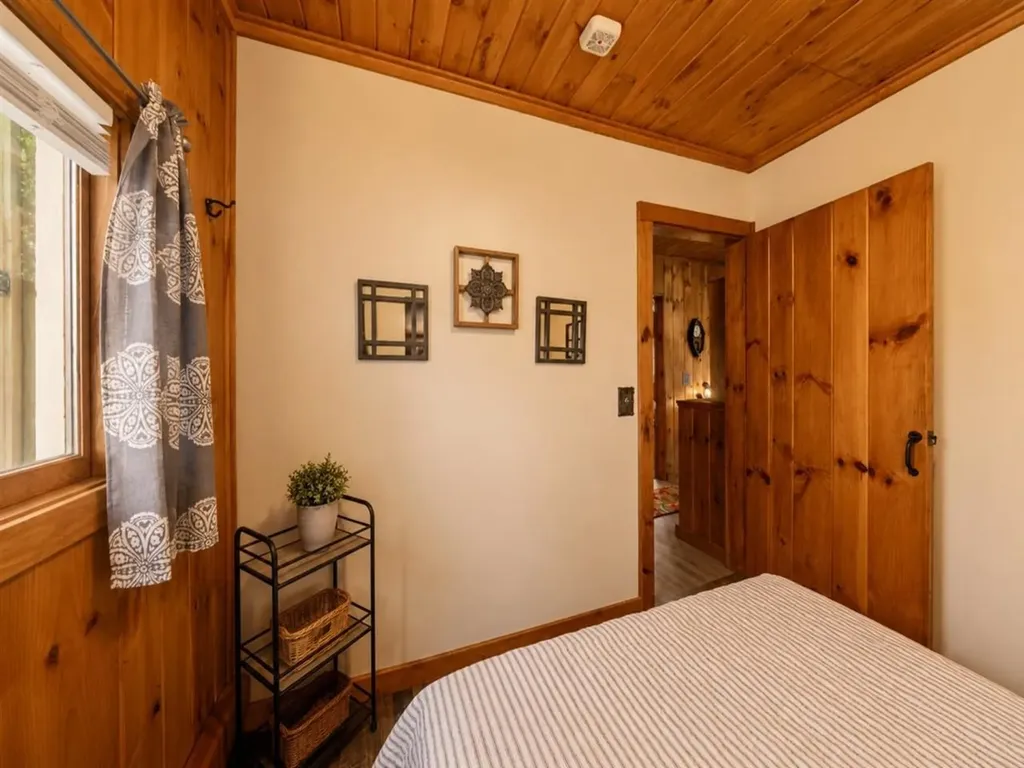 425 Bingham Shore Road St. Albans Town VT 05478