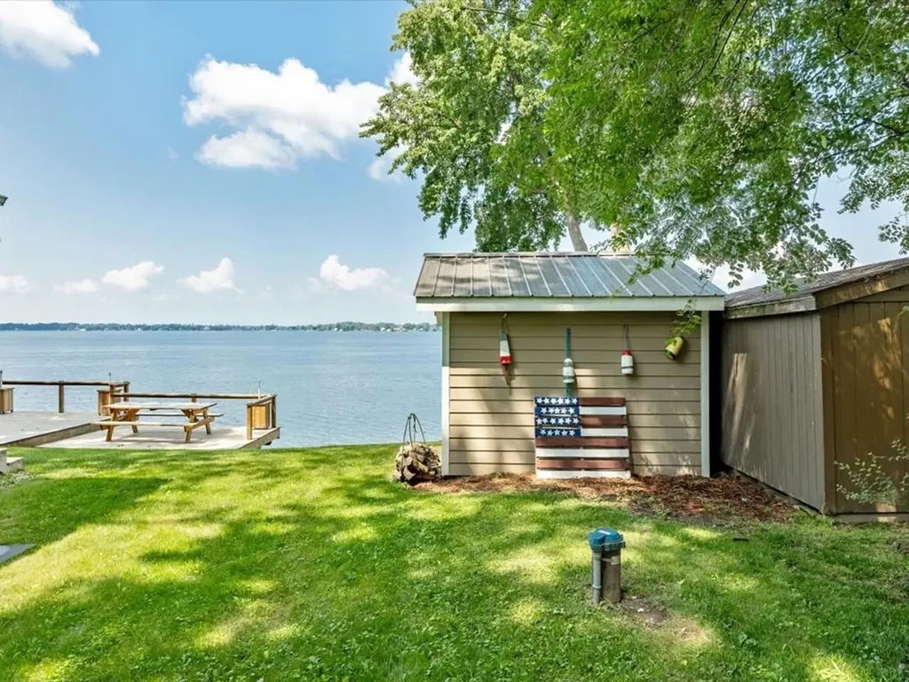 425 Bingham Shore Road St. Albans Town VT 05478