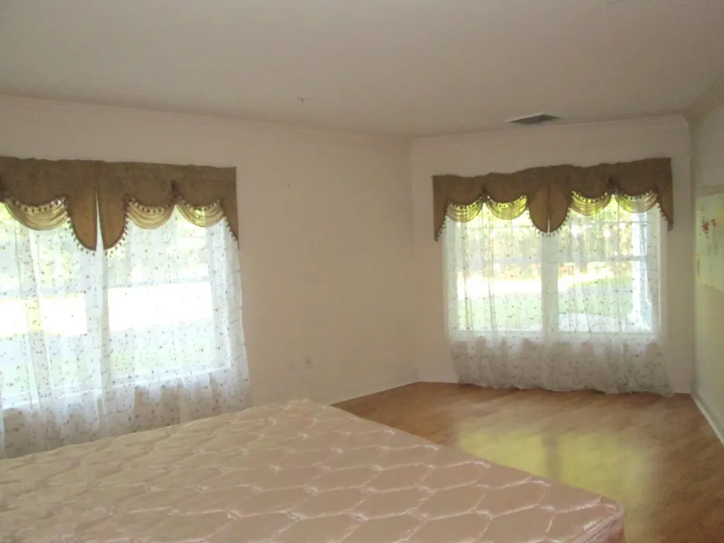 65 Hawthorne Drive Bedford NH 03110