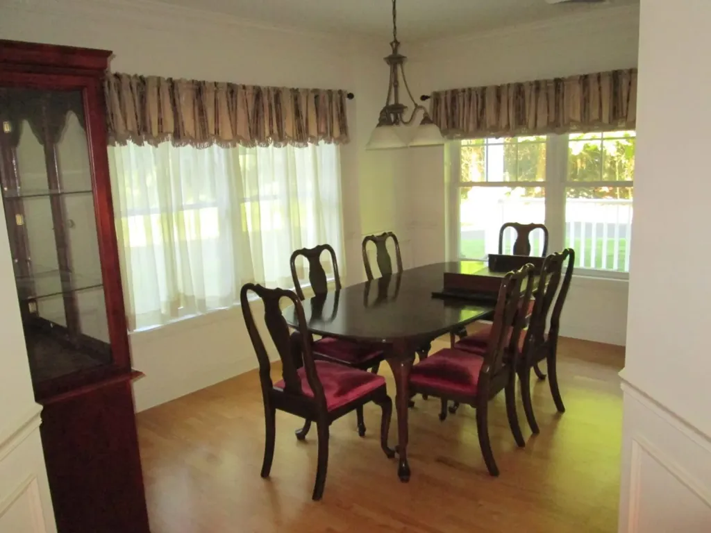 65 Hawthorne Drive Bedford NH 03110