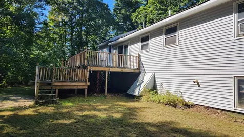 12 Southwood Drive Londonderry NH 03053