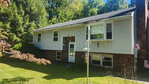 12 Southwood Drive Londonderry NH 03053