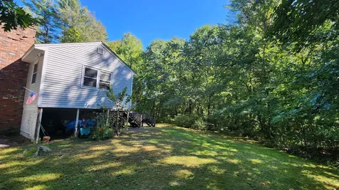 12 Southwood Drive Londonderry NH 03053