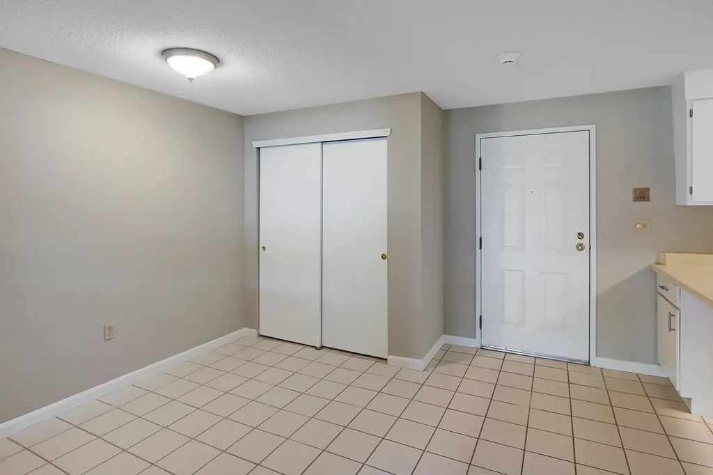 3 New Haven Drive Nashua NH 03063