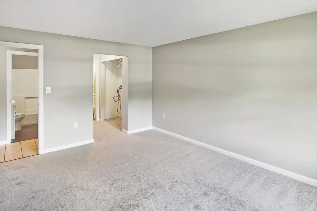 3 New Haven Drive Nashua NH 03063